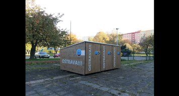 Dalších pět základních škol v Ostravě má nové cykloboxy